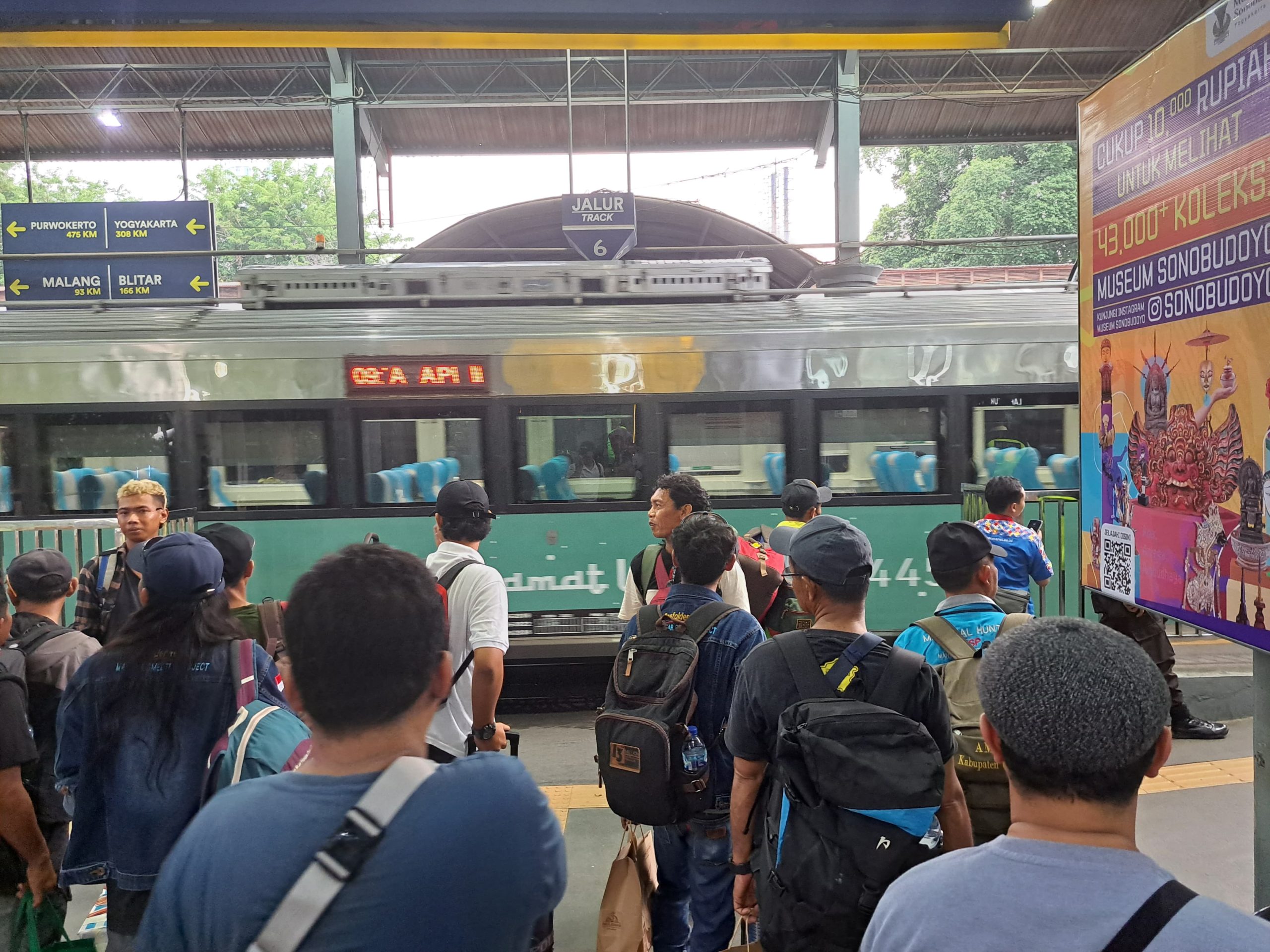 Daop 8 Surabaya Pastikan Tiket Arus Balik Lebaran 2024