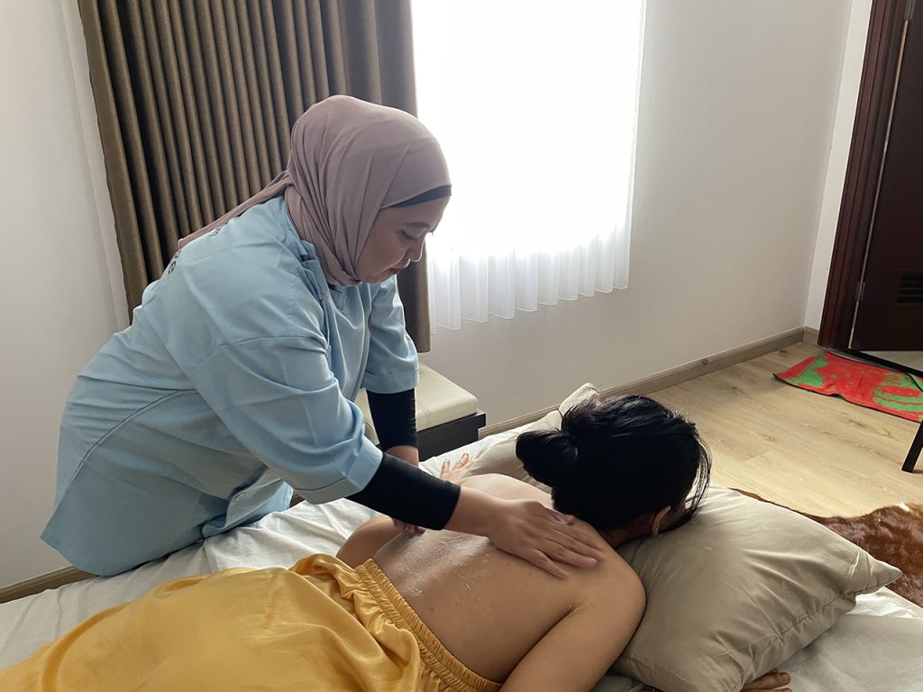 pijat panggilan surabaya pijat panggilan surabaya