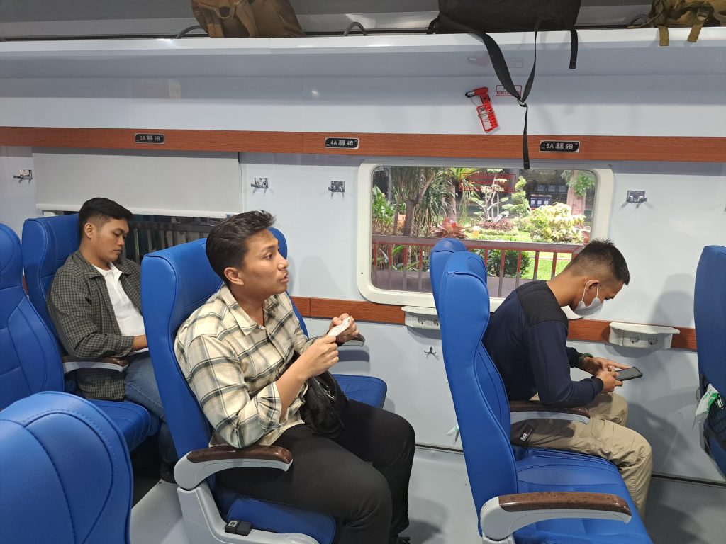 Perjalanan Kereta Api di Daop 8 Surabaya Lebih Cepat di Gapeka 2025