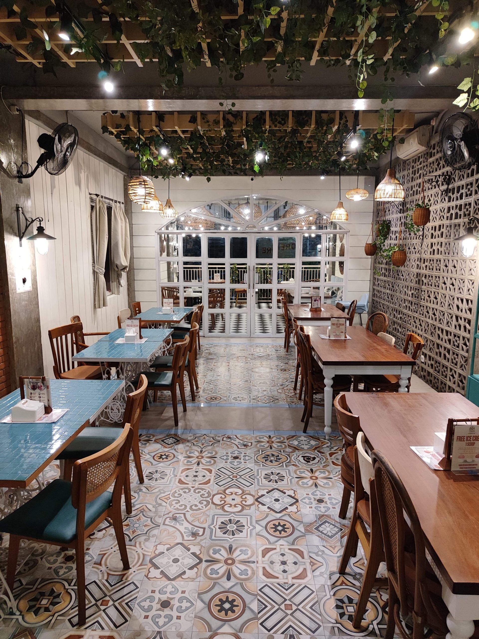 foremore resto & cafe reviews