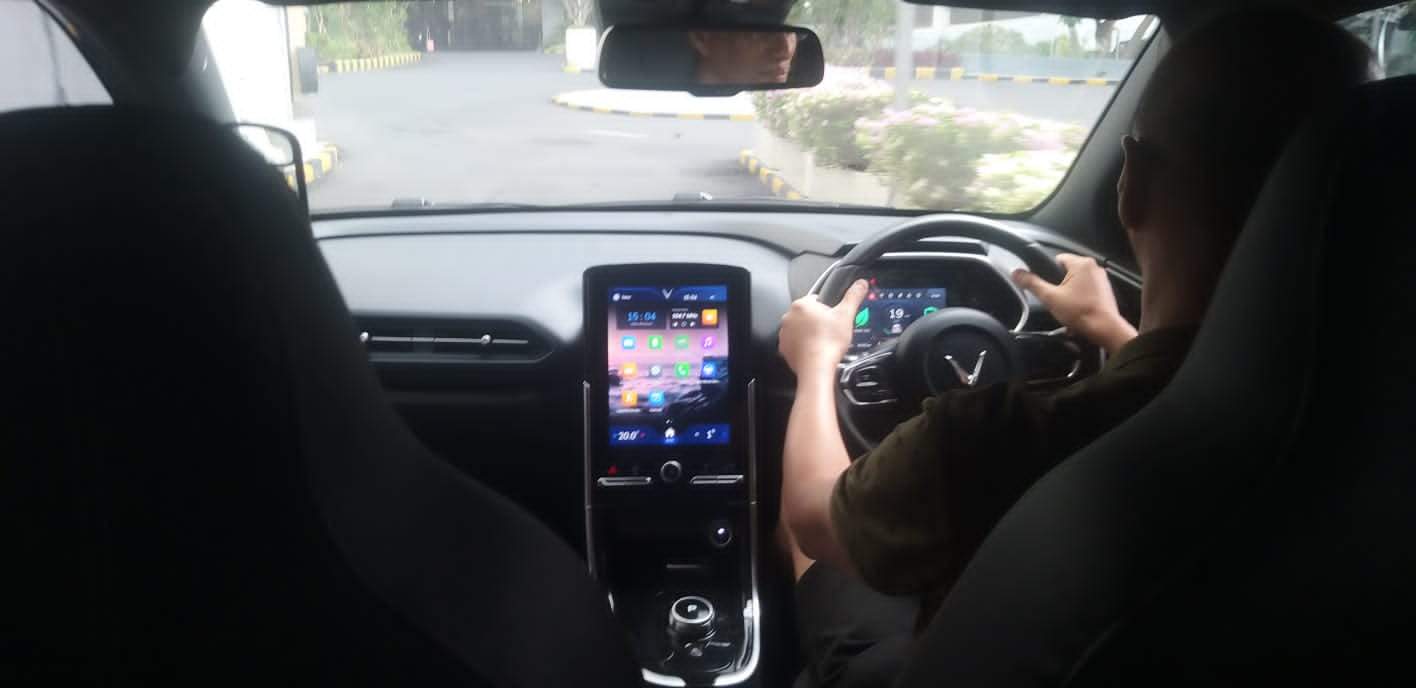 test drive vinfast surabaya