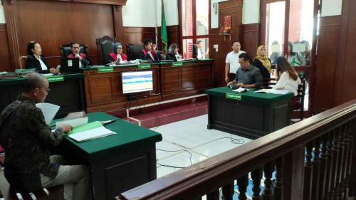 kontroversi putusan PN Surabaya