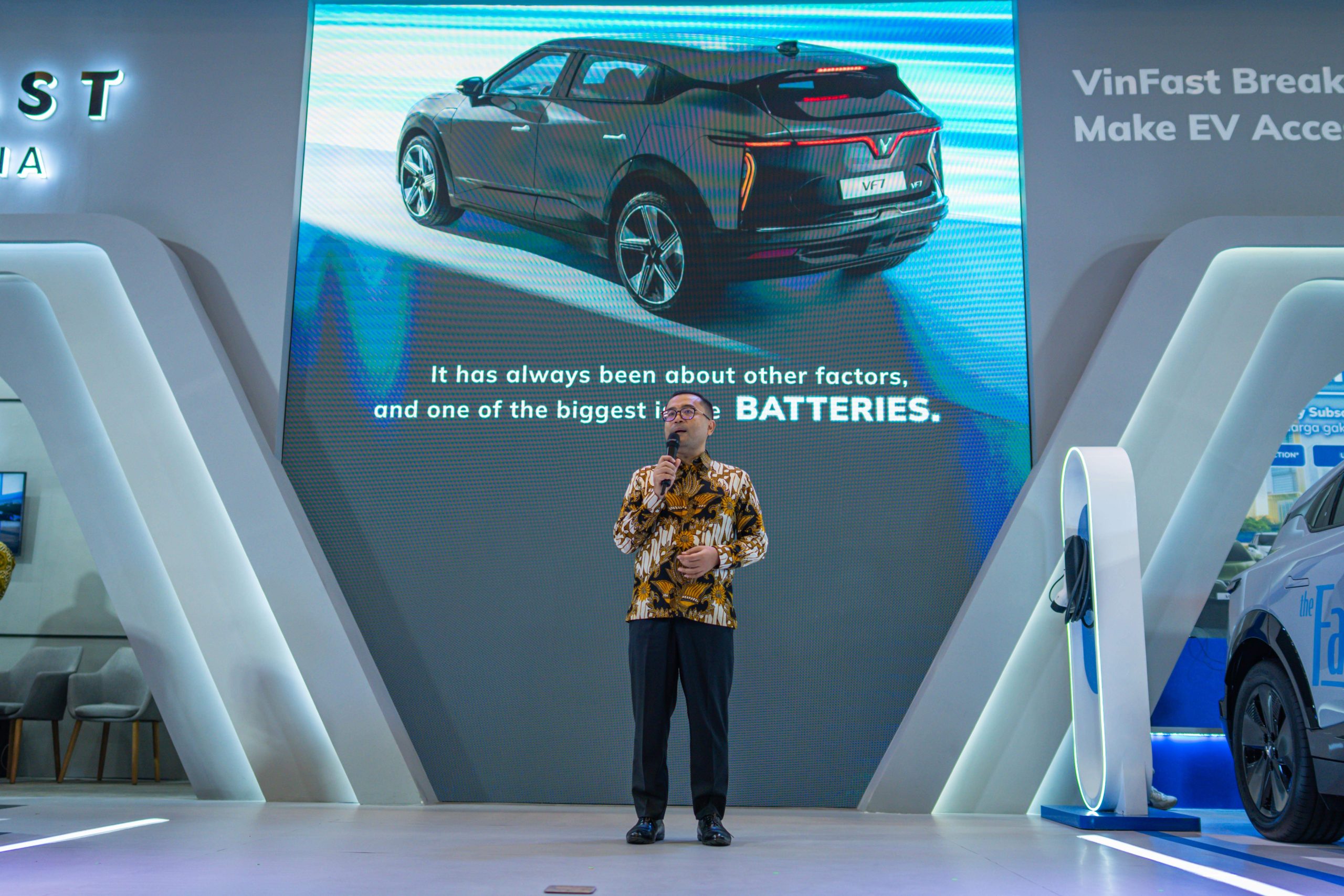 Kariyanto Hardjosoemarto, CEO VinFast Indonesia