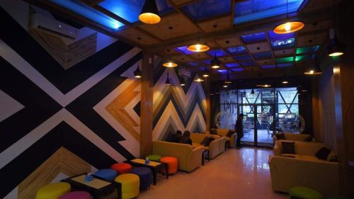 Suasana Kafe WKG Bangkalan