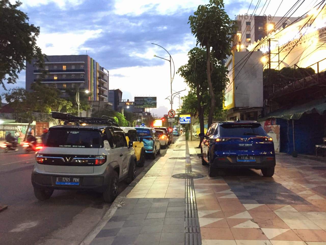 VF3 Owner Club Chapter Surabaya kopdar di Tribes Launge & Bar Surabaya, (24/9) (foto IDN)