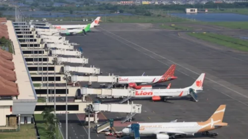 Aktifitas penerbangan di Bandara Internasional Juanda tidak terganggu aktivitas Gunung Semeru. (Foto: IStimewa/BS)