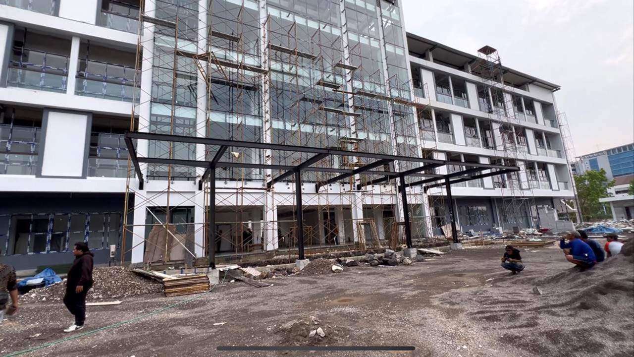 Notaris dewi ariny wulandari sh mkn, Notaris dewi ariny wulandari, Dewi ariny wulandari, Dewi ariny wulandari sh mkn, Fakultas kedokteran its , Pt kembar jaya abadi