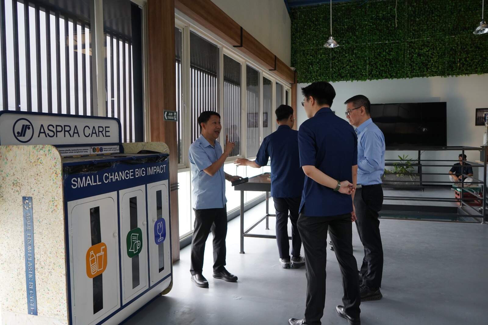 Plant II ini berdiri di atas lahan seluas 50.000 m²