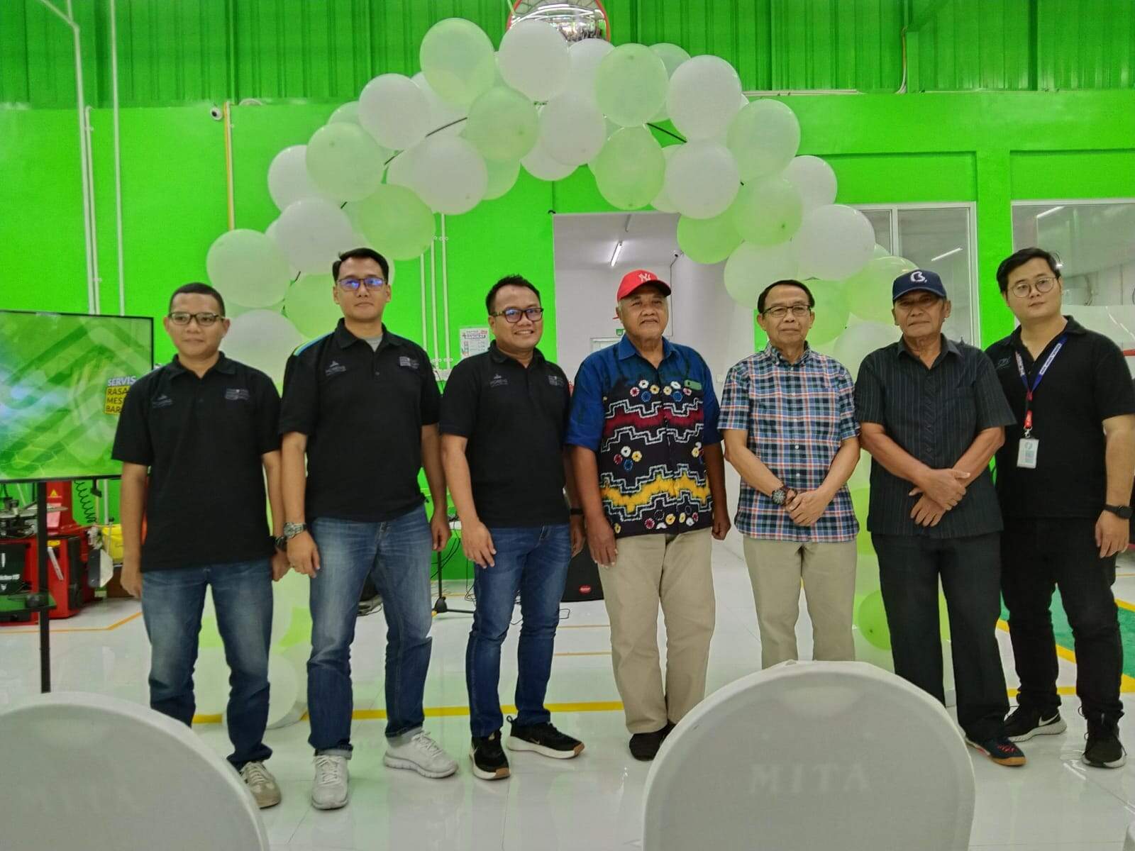 Jaringan bengkel modern Mobeng kini hadir di Rungkut Surabaya sebagai cabang ke-31 nasional, menawarkan servis mobil praktis dan promo spesial grand opening.