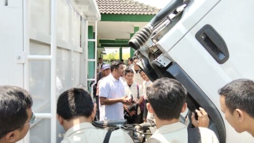 Perwakilan 2S & Fleet Training PT KTB, Mahmud memaparkan tujuan agar anggota KDMP memahami tata cara penggunaan kendaraan yang tepat